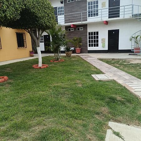 Hotel Casa Alebrijes San Agustin de las Juntas Zewnętrze zdjęcie